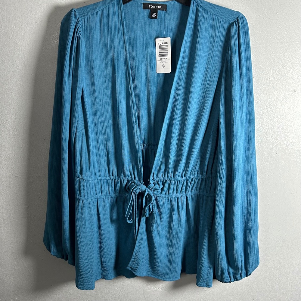 Torrid Bluesteel Washable Gauze Tie Front Peplum Top 00 M/L 42130538